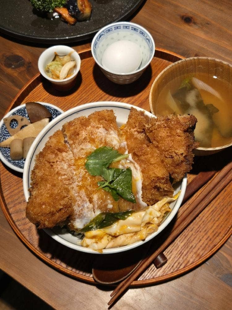 肉匠かどや 食堂spoon