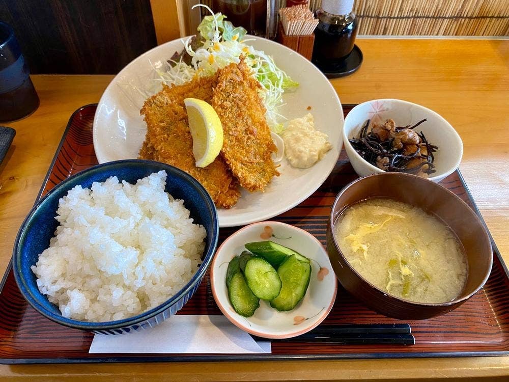 定食 くぅべ