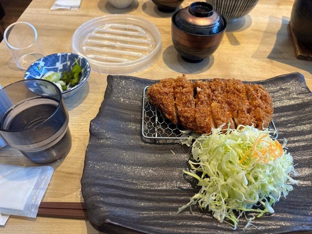 とんかつ神楽坂さくら 岡山高柳店