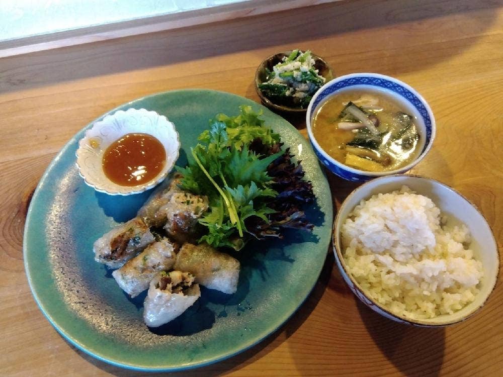食堂カウ