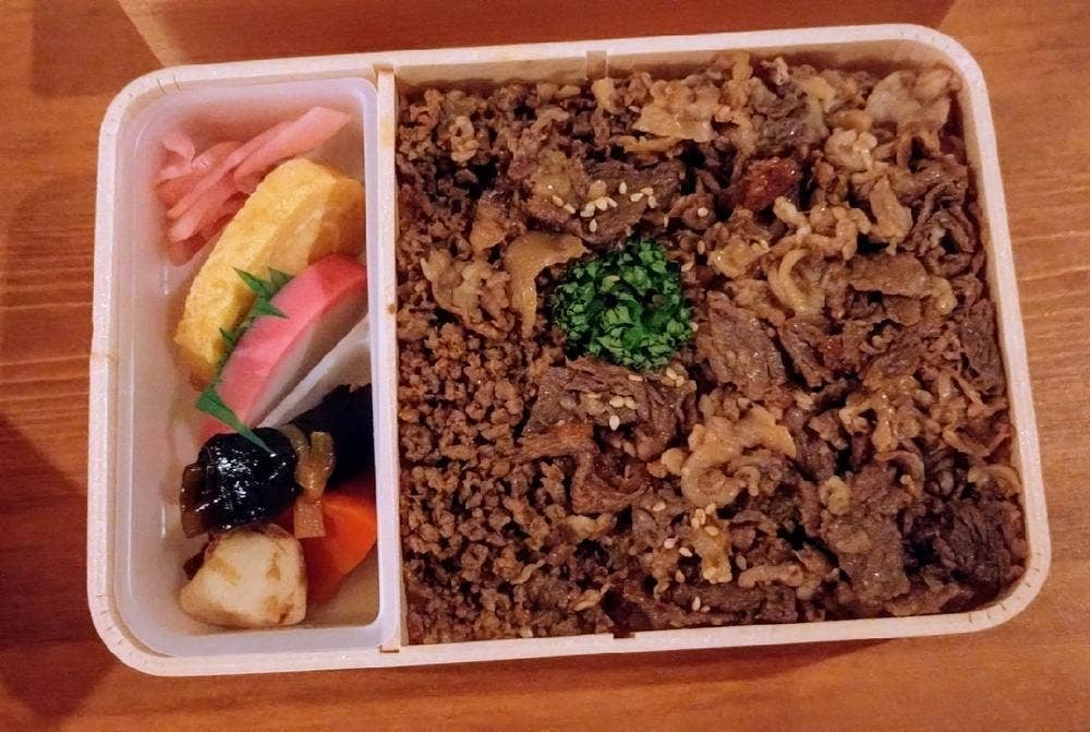 新杵屋 本社工場直売店