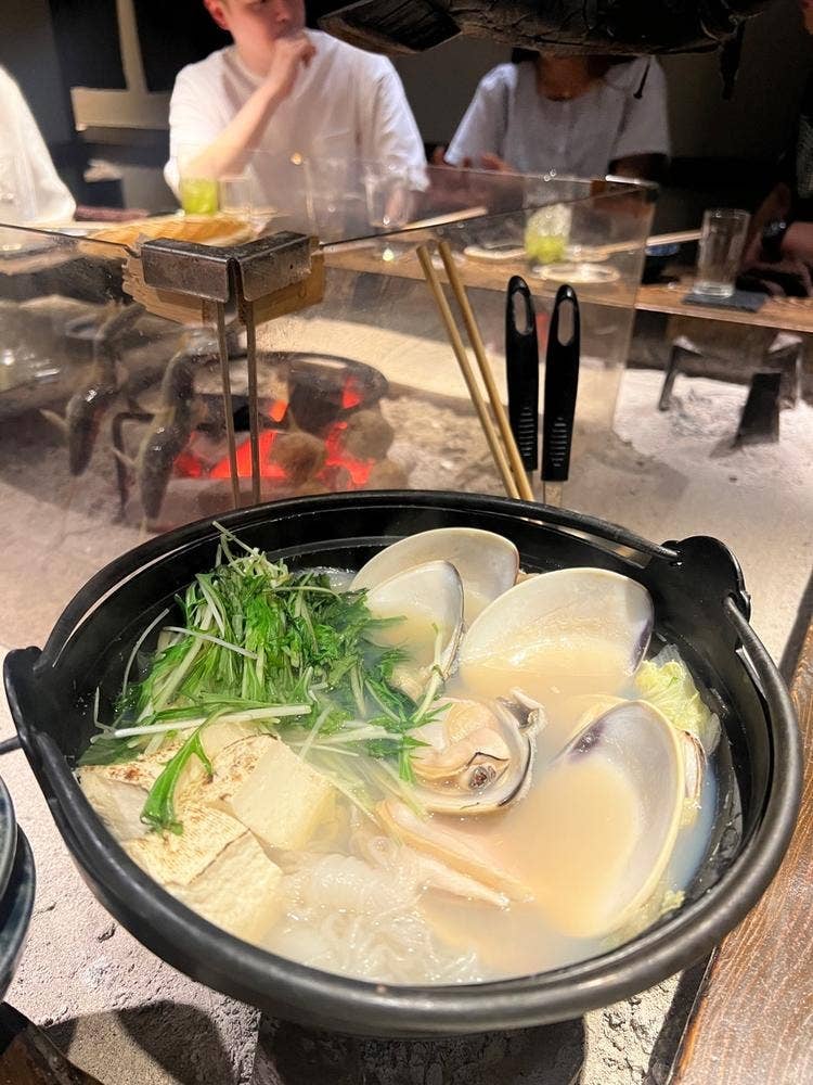 囲炉裏と鍋 三九