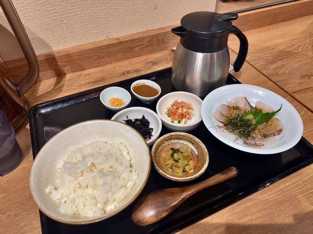 まるとく食堂