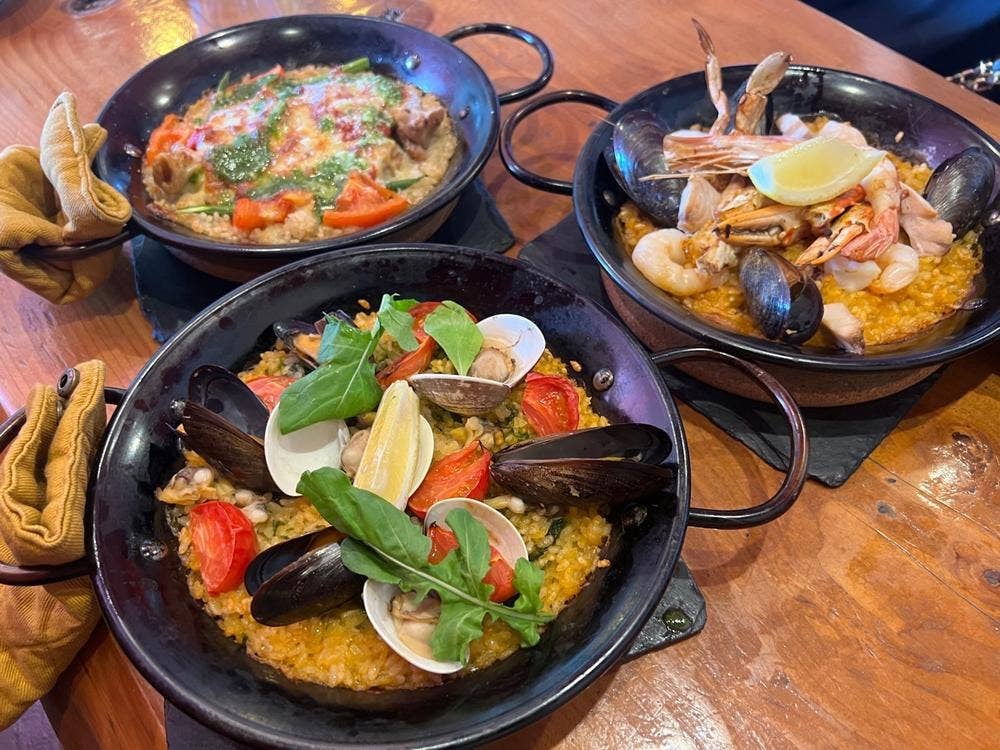 IZAKAYA ソーレソーレ