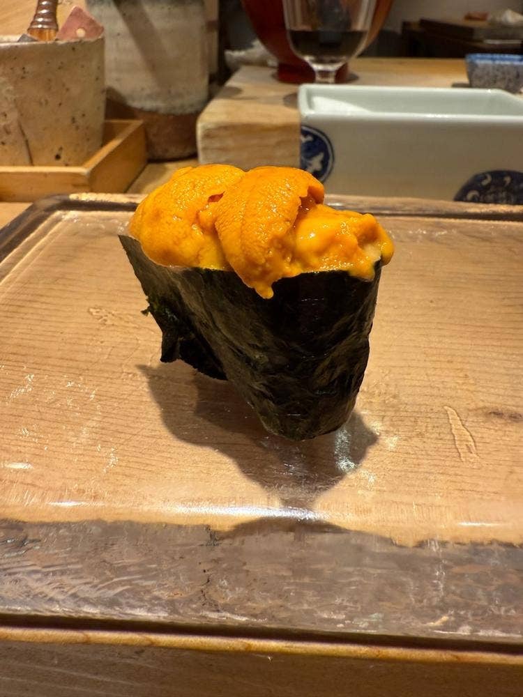 ヒカリモノ 鮨とツマミ