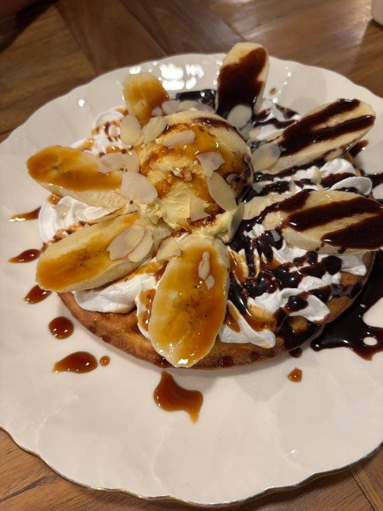 CAFE T