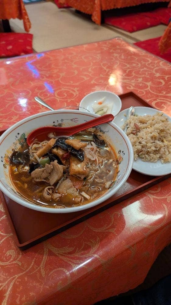 中華料理 龍騰 根津駅前