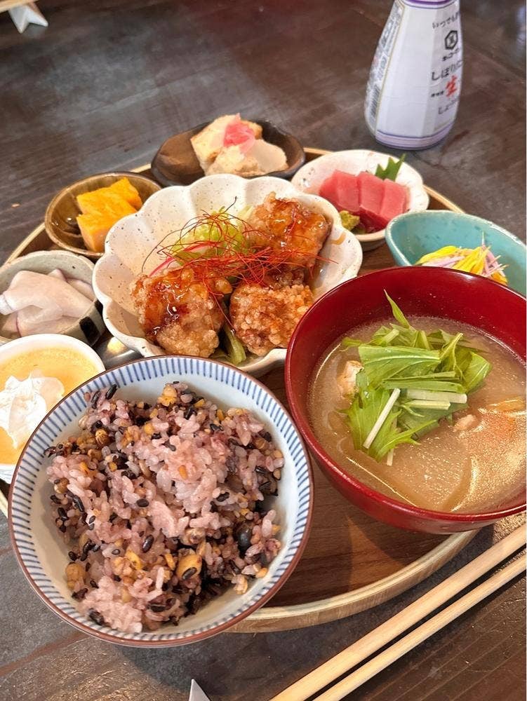 食彩 九