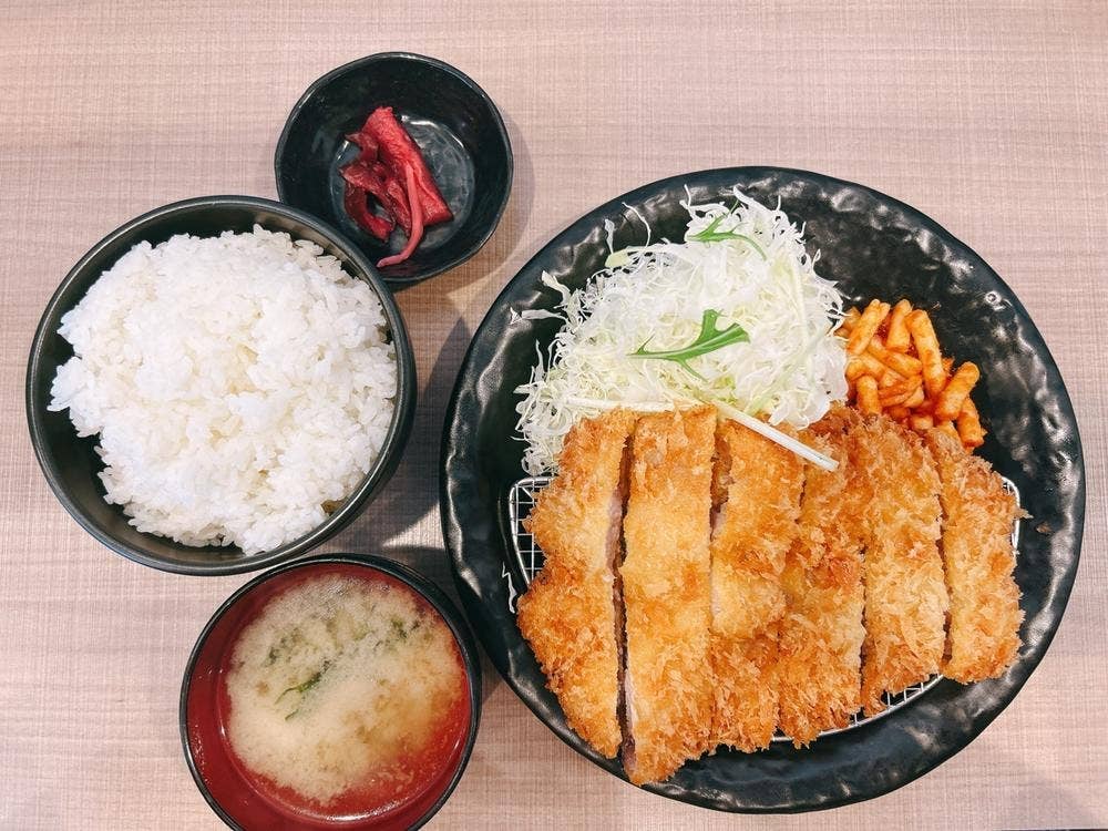 金とき 本店