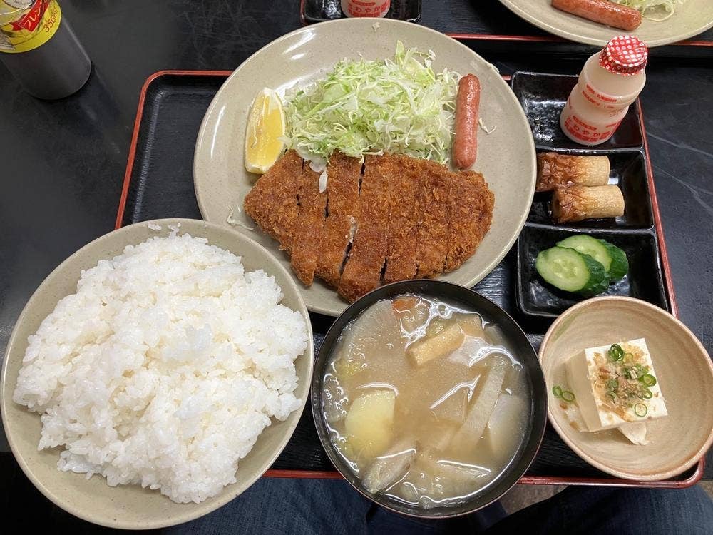 とんかつ春日