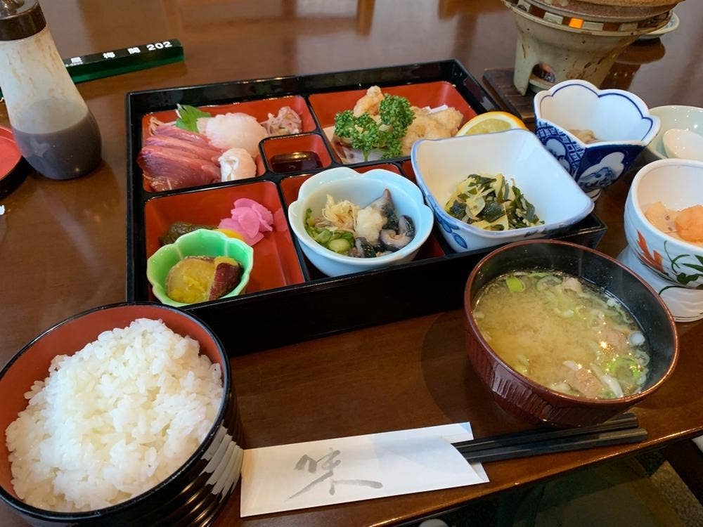 大鍋屋本館