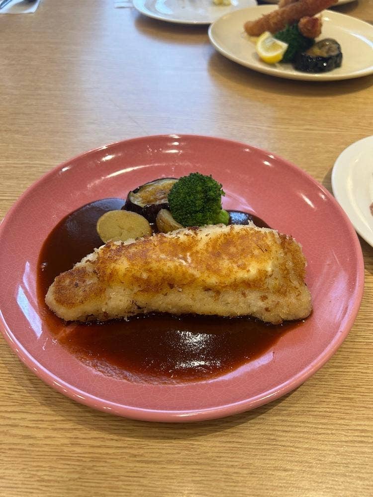 CASUAL DINING MONSIEUR ITOH