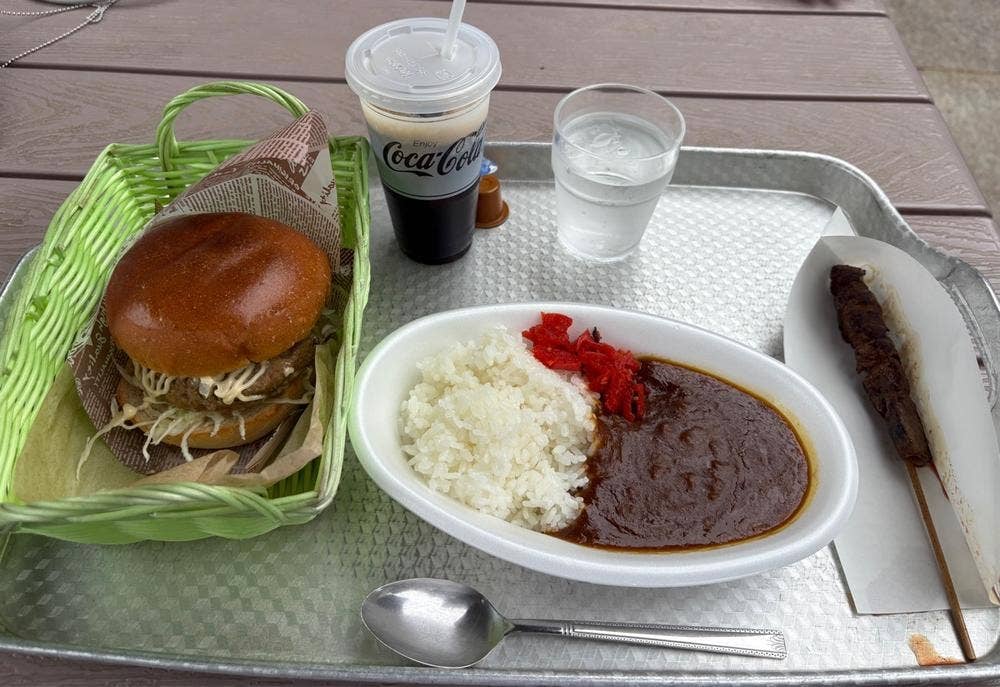ダチョウ王国石岡ファーム 軽食