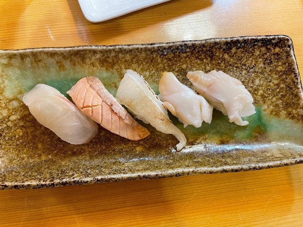 や台ずし 寺田町