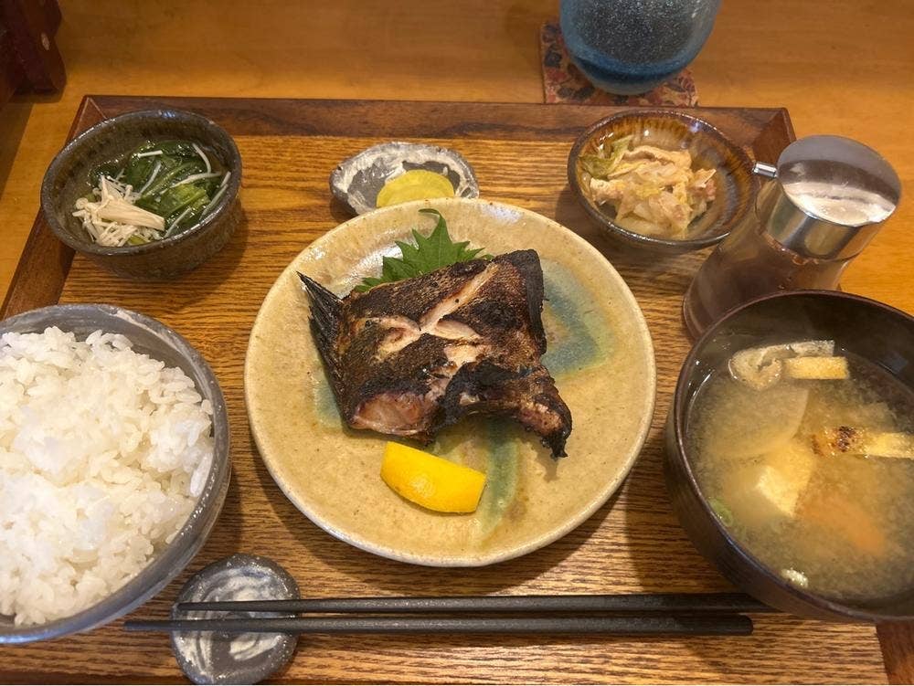 ごはん屋さん てぃーだ