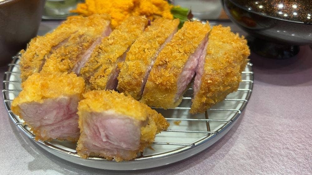 とんかつ・とんてき豚のカミサマ