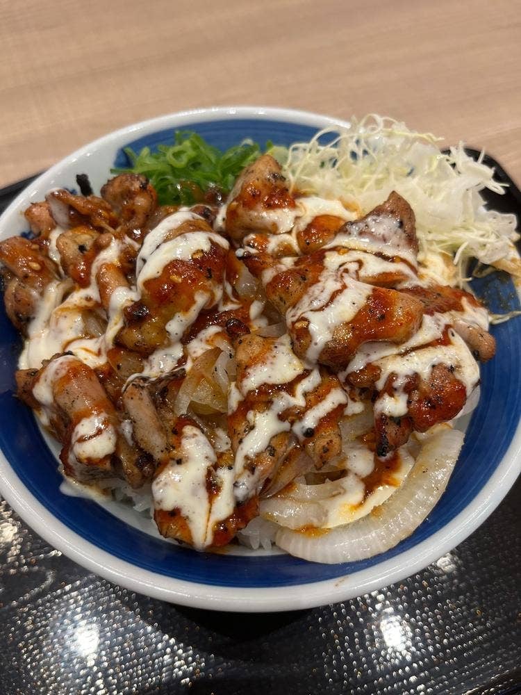 韓丼 エミフルMASAKI店