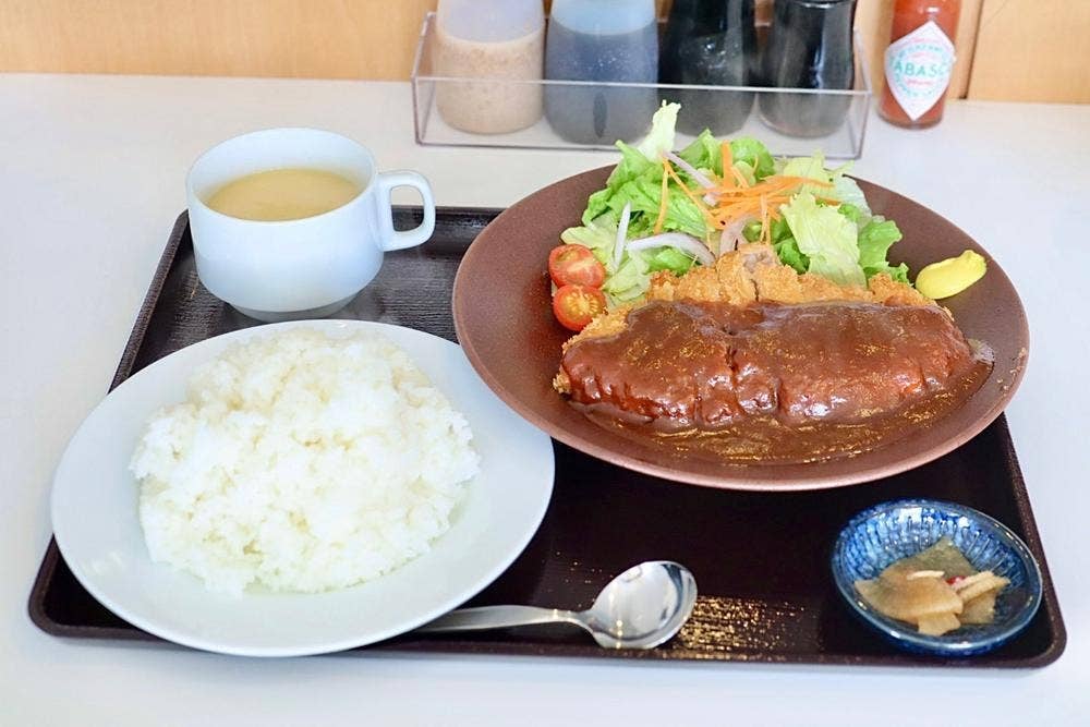 洋食屋ヨッシー