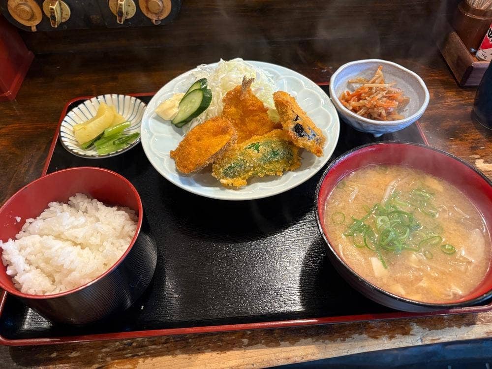 三角屋