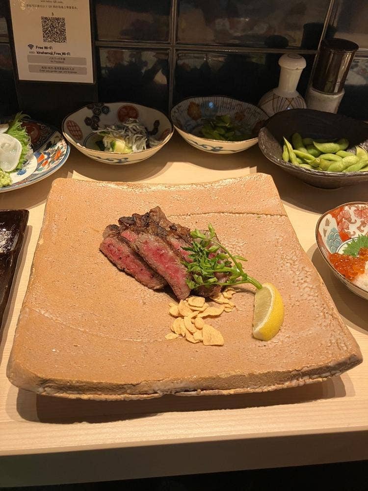 炭火炉端と肉 金しゃもじ