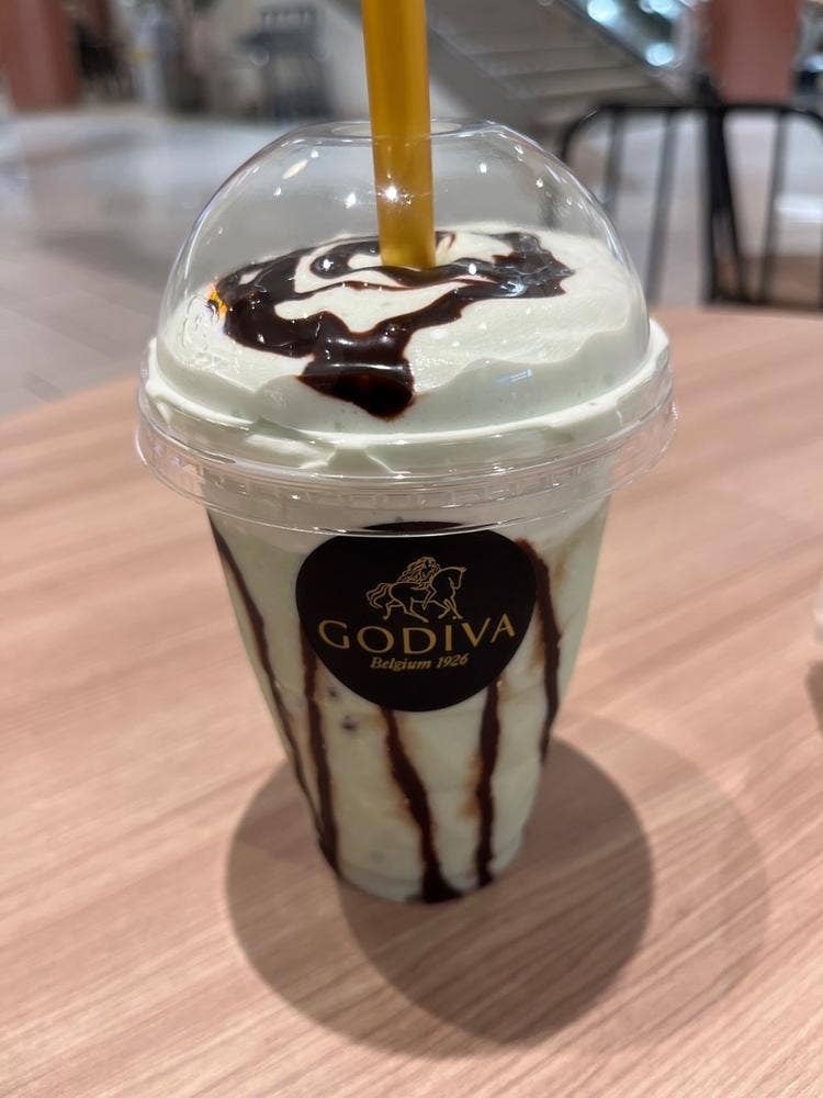 ゴディバ エミフルMASAKI店