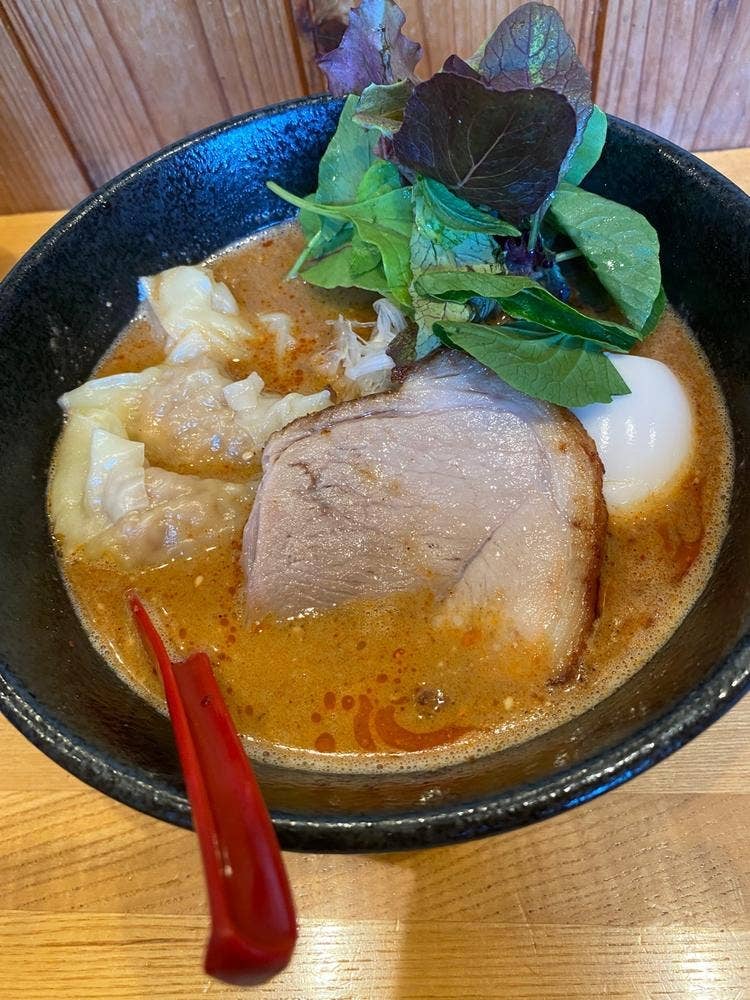 担々麺 胡麻