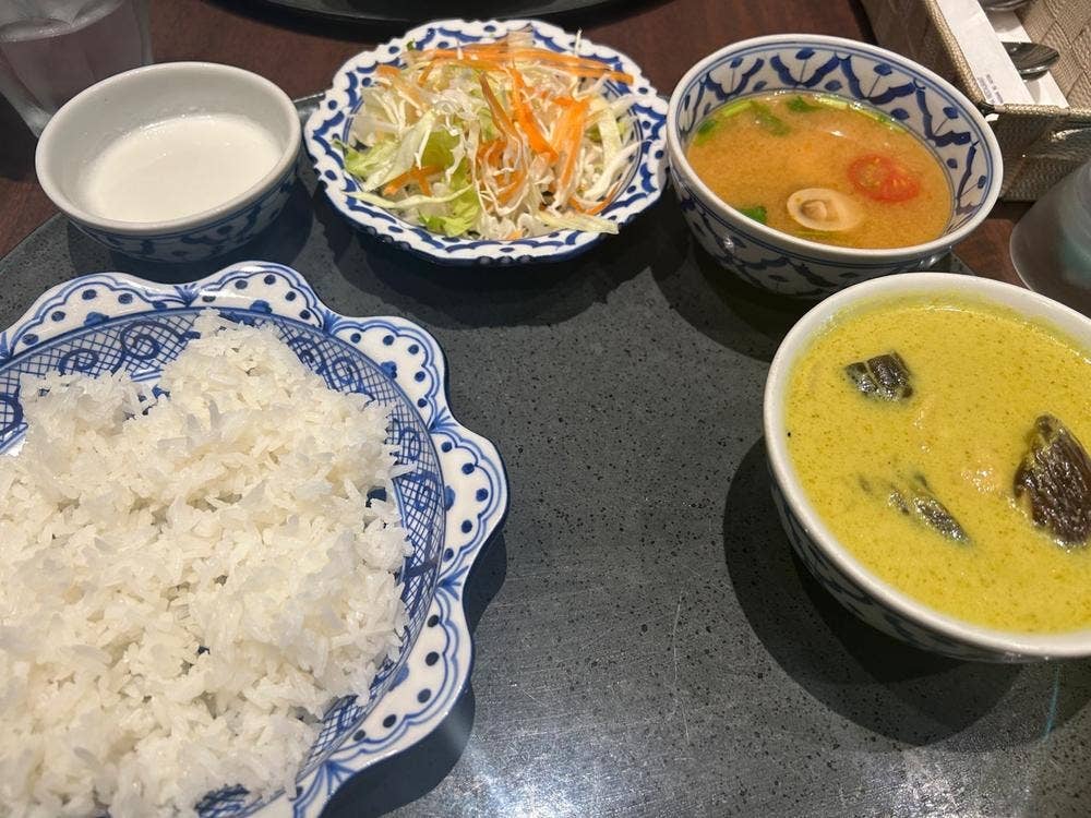 メナムのほとり 丸の内ガーデンタワー店