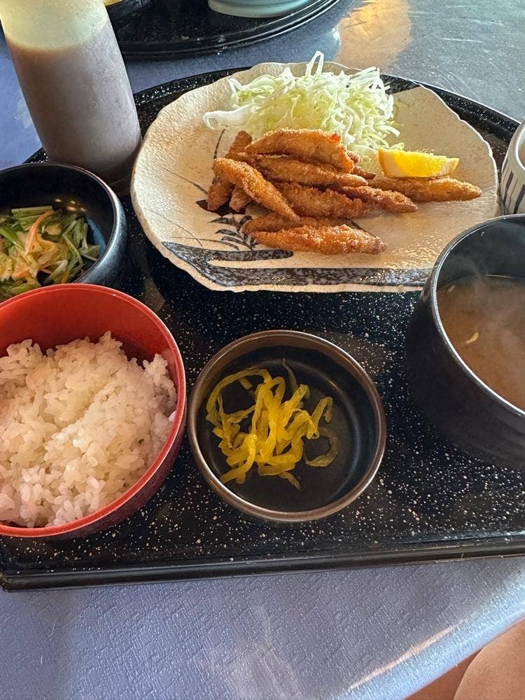 食事処つじや