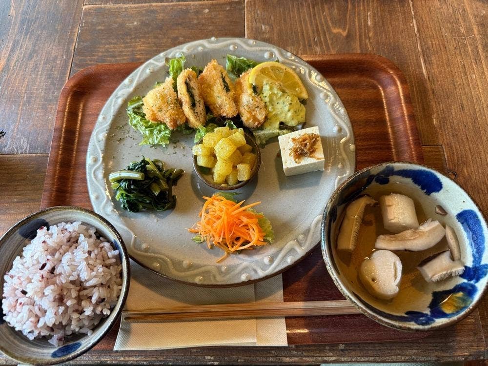 カフェ ハコニワ