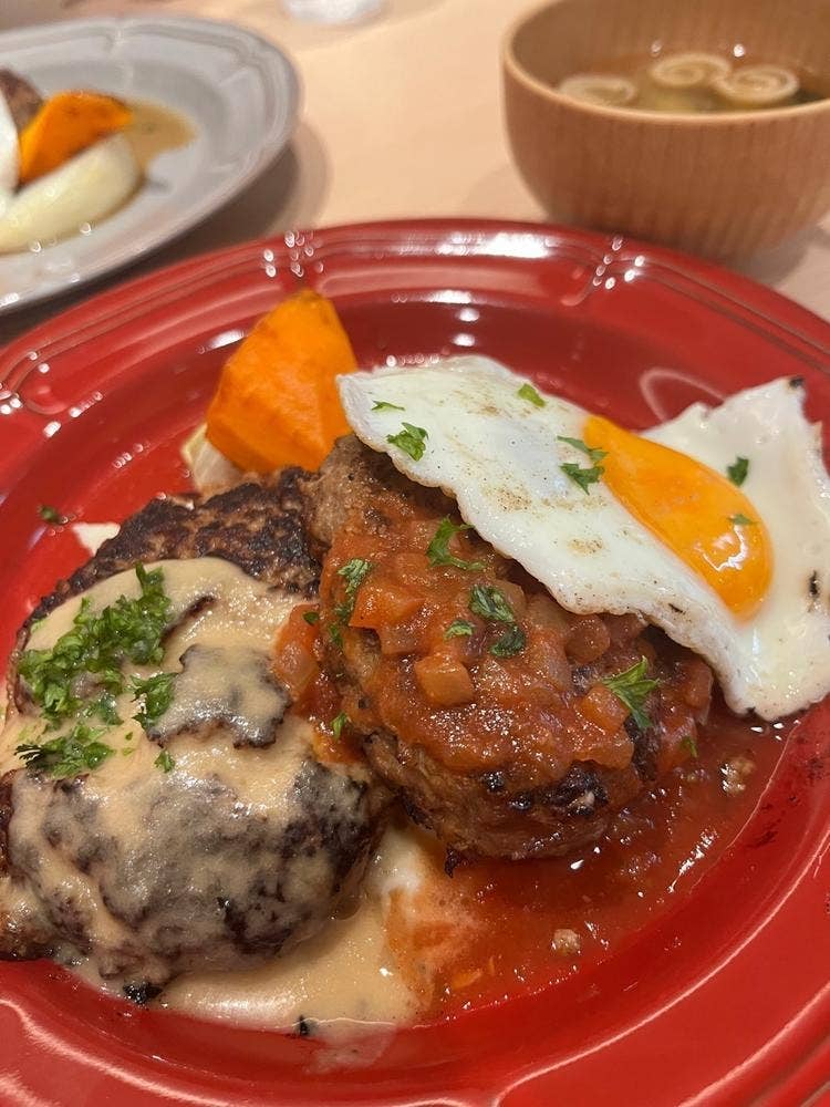 手作りハンバーグ 卵 せんびる店