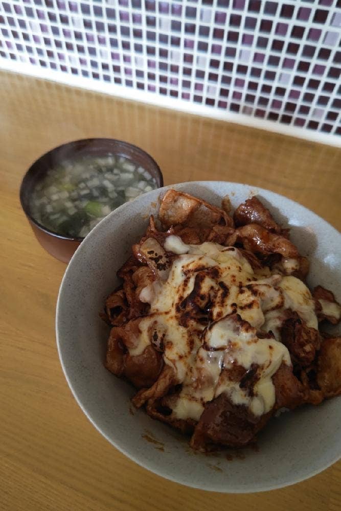 ごはんとおさけ スイセイ食堂