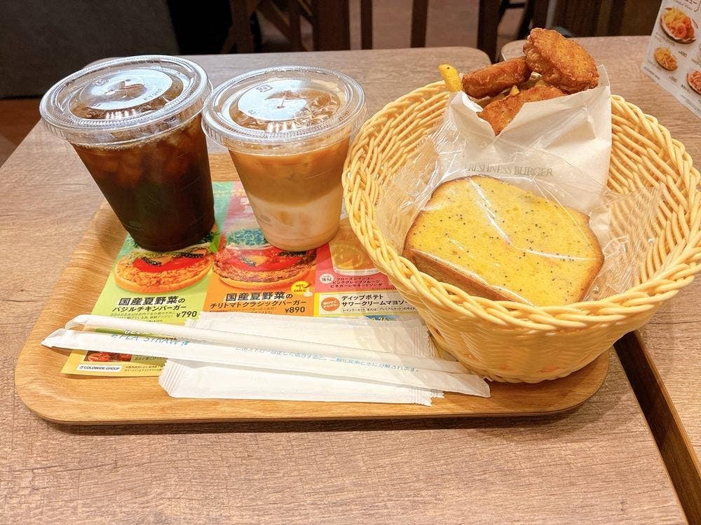 フレッシュネスバーガー 池袋東口店