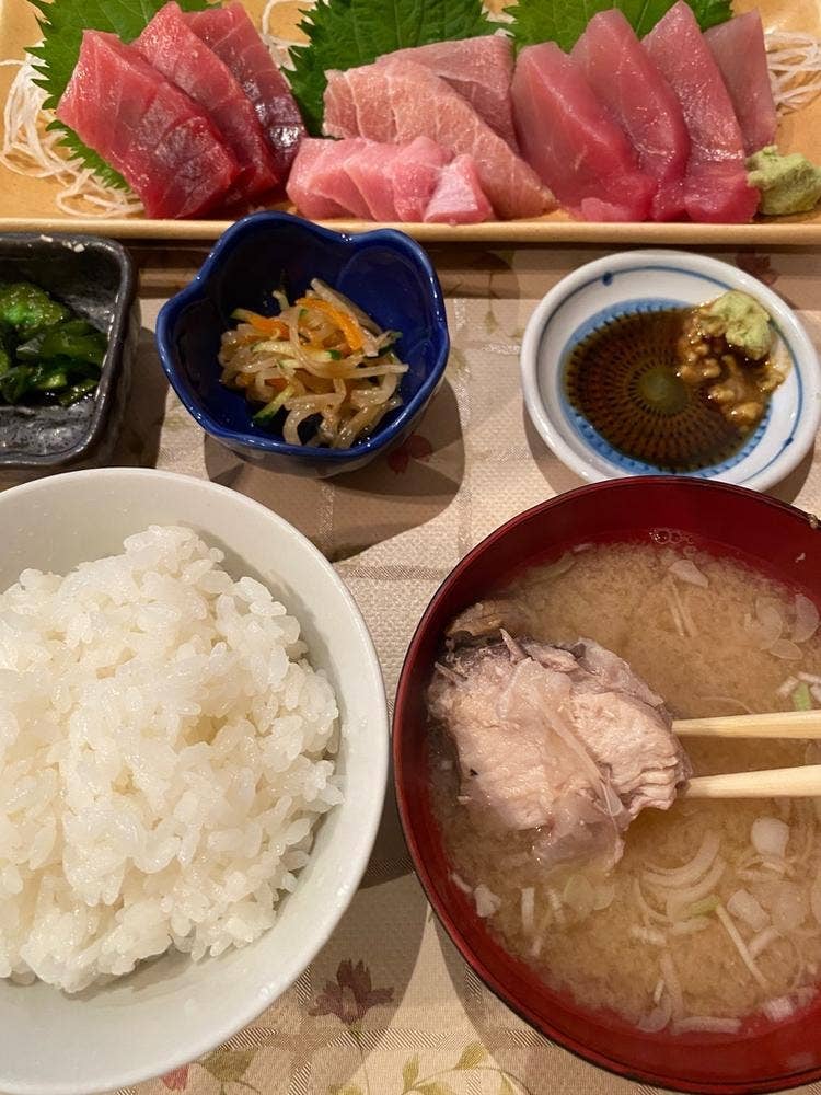 まるいち食堂