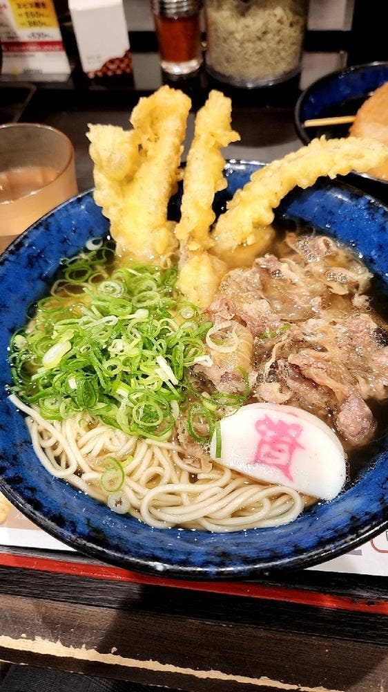 資さんうどん 下通店