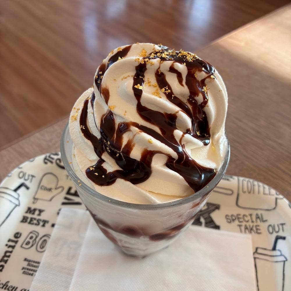 ネマルカフェ 新高岡駅前店