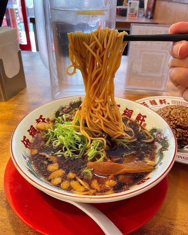 東京背脂黒醤油ラーメン 伍福軒 大宮東口店