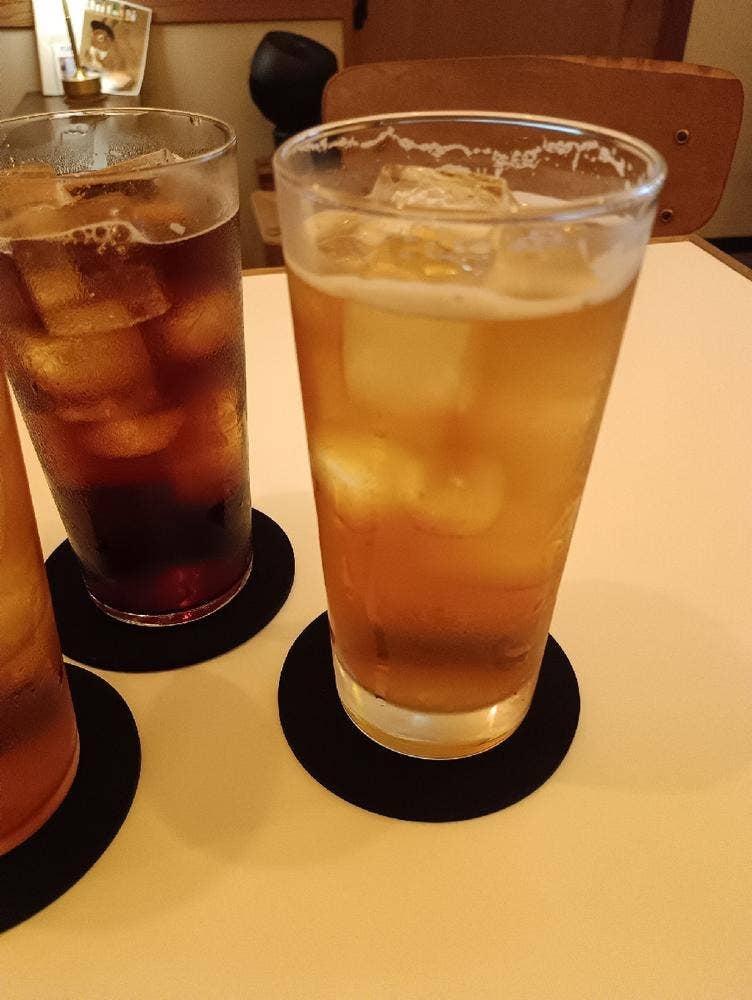 LUCKY STAR COFFEE AND BAR