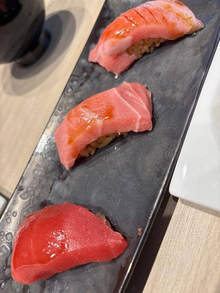 Aburi TORA -熟成鮨と炙り鮨- 豊洲店
