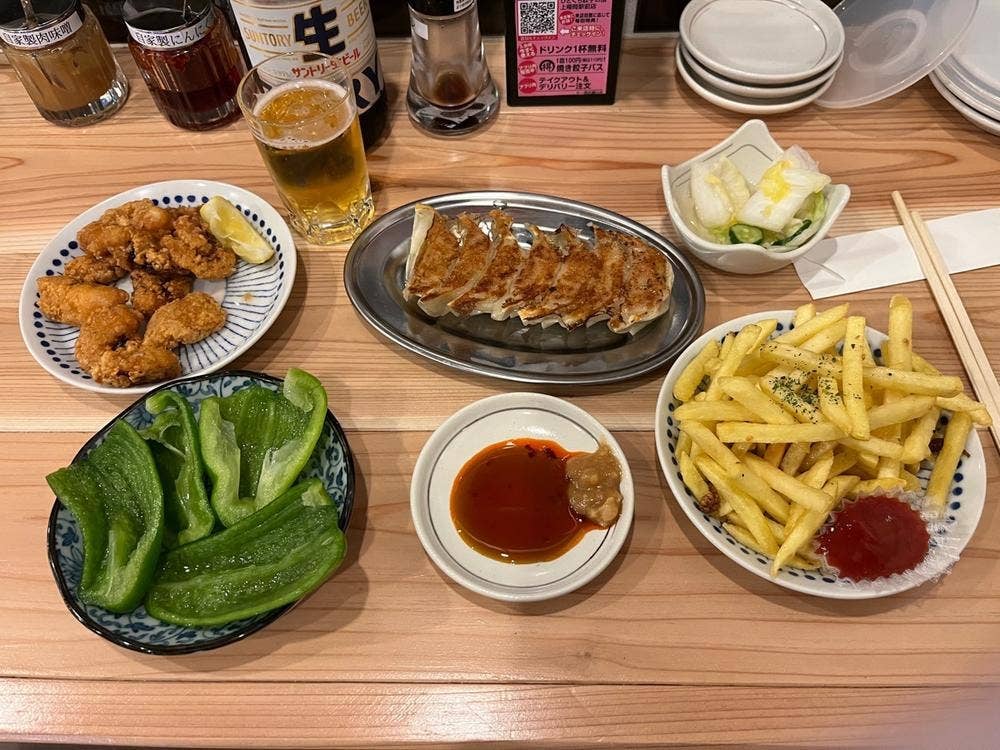 ひとくち餃子の頂 上福岡駅前店