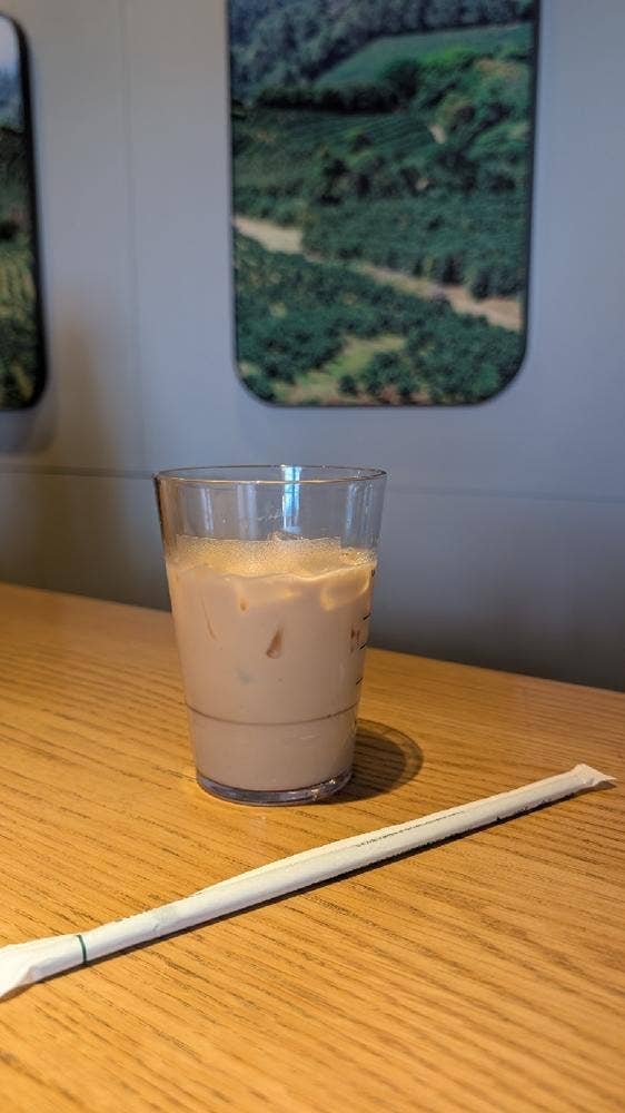 スターバックス コーヒー 神田駅南口店