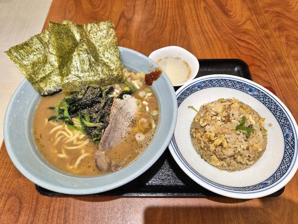 正統派横浜家系らーめん 金澤家