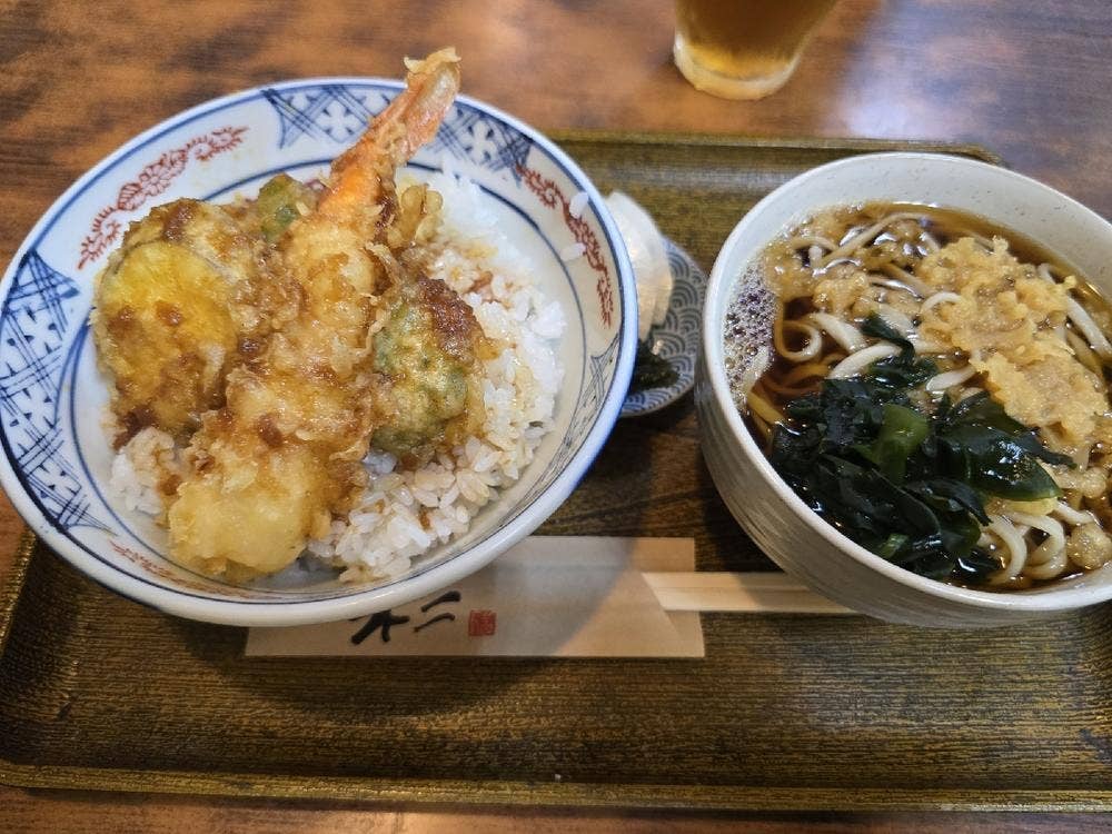 安田屋