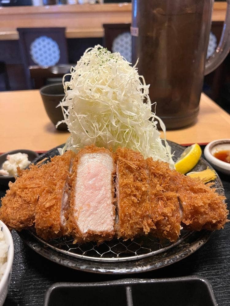 嬉嬉豚とんかつ 君に、揚げる。 極