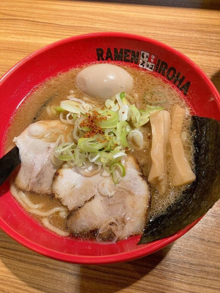 麺家いろは CiC店