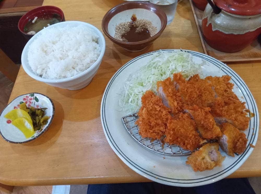 とんかつ直豚