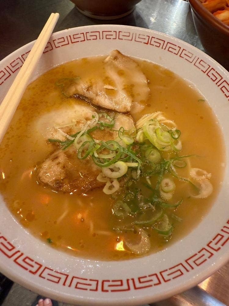 金龍ラーメン 御堂筋店