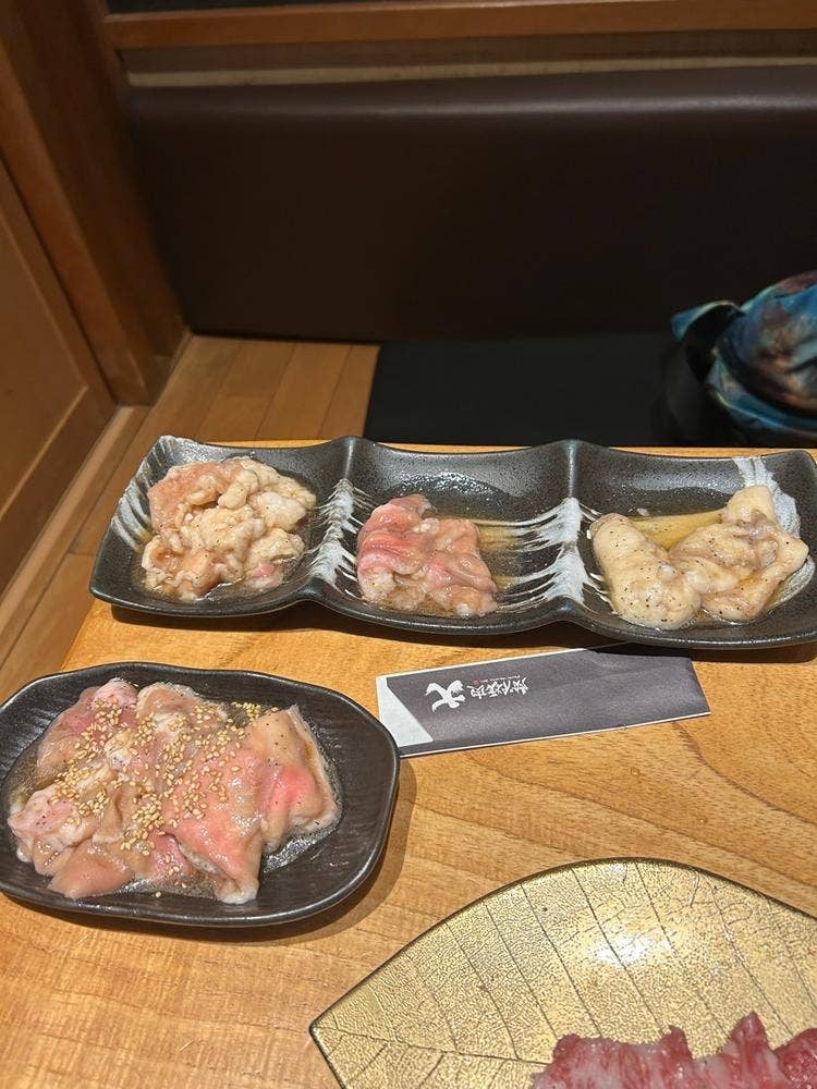 炭火焼肉 大
