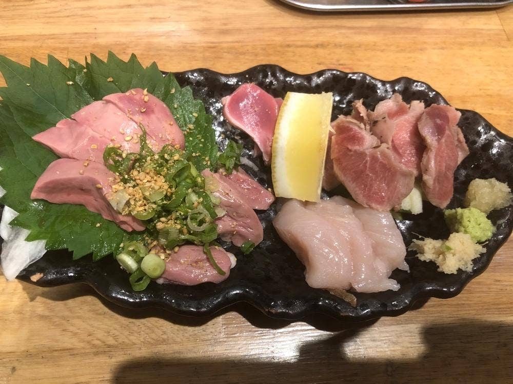 炭焼地鶏まくら