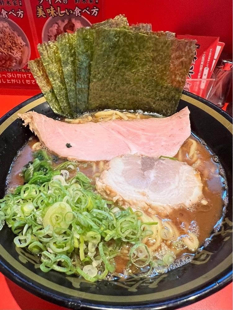 横濱家系ラーメン 二代目鈴木家