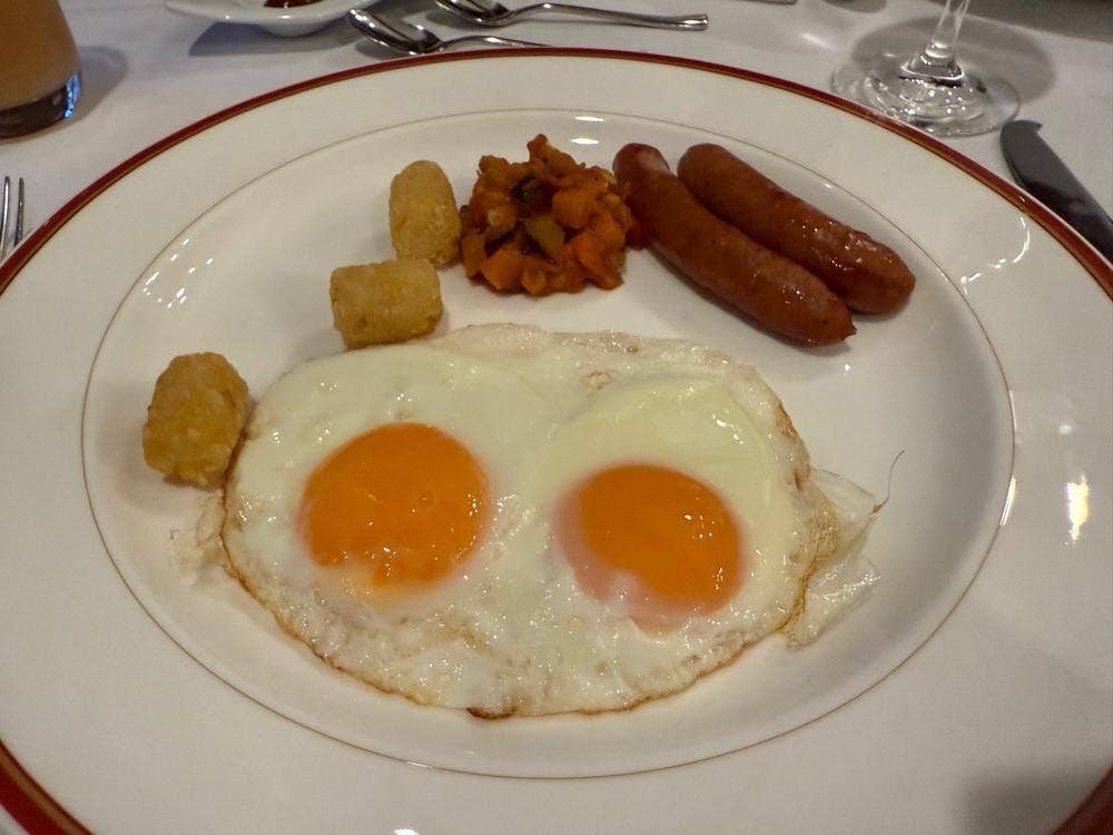 フランス料理 ダイニングルーム 上高地帝国ホテル